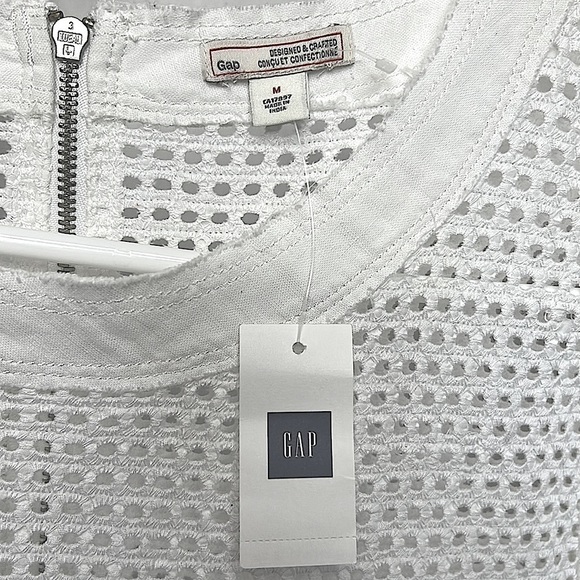 GAP Crochet Embroidery Mesh Linen Cotton Dress Summer Vacation Pocket Sz Medium - Picture 9 of 10